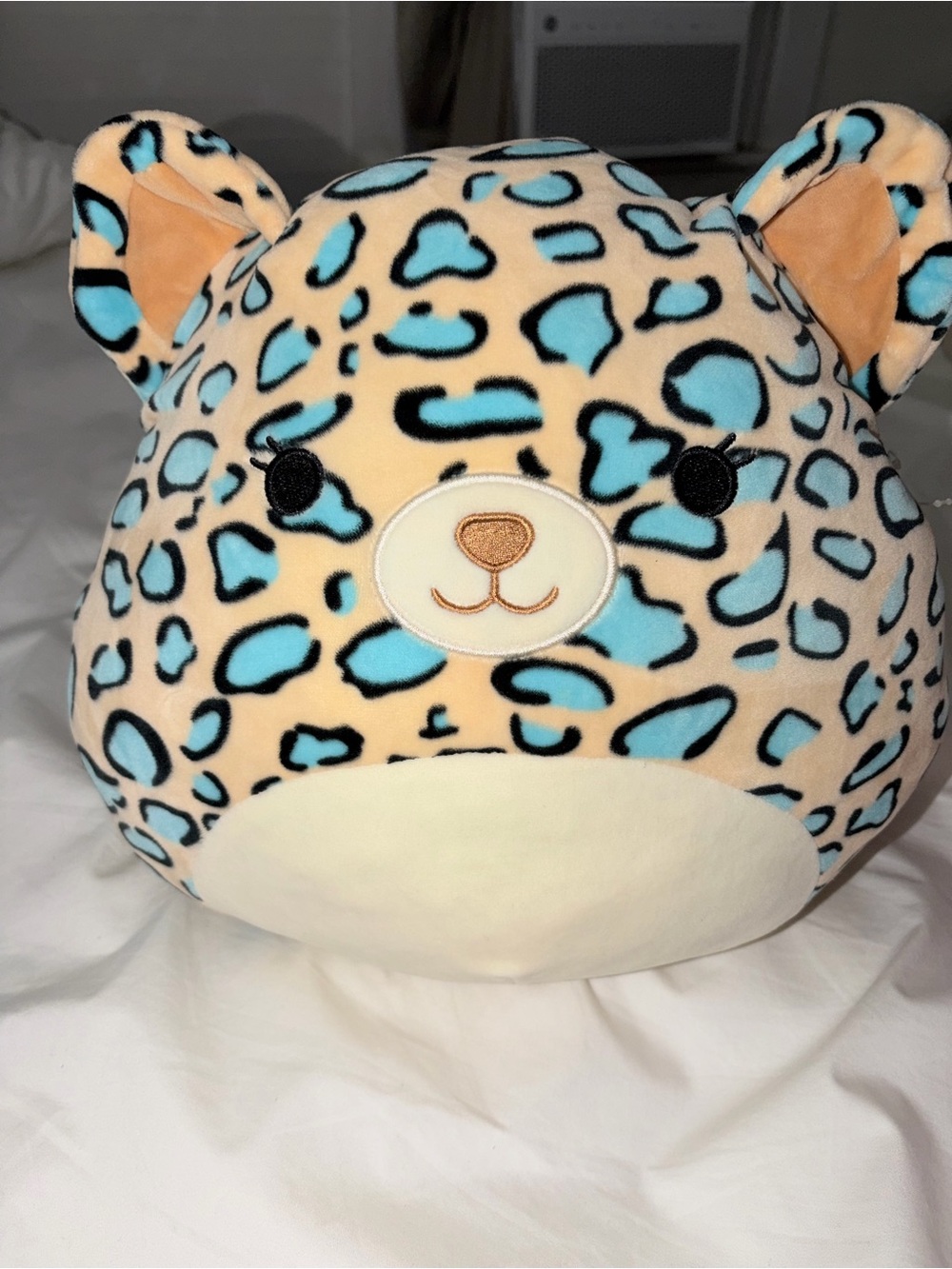 Squishmallows Leopard Plush - Blue and Cream Spots